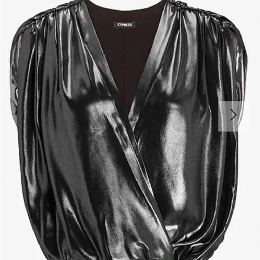 Express Metallic Top - Picture 2 of 4